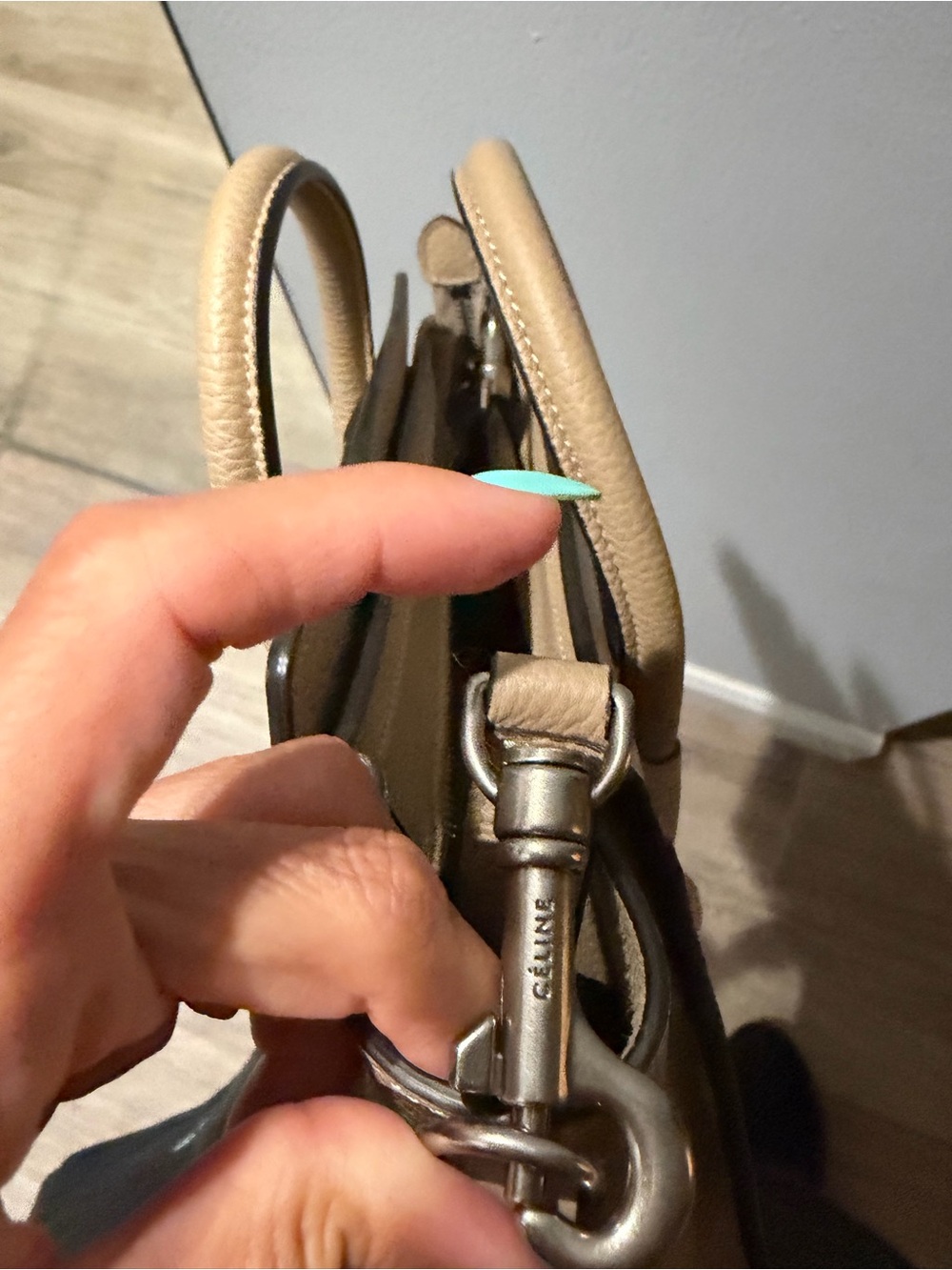 SOLD! Nano - Taupe Leather

Never used with tags and dust bag - Picture 4 of 10